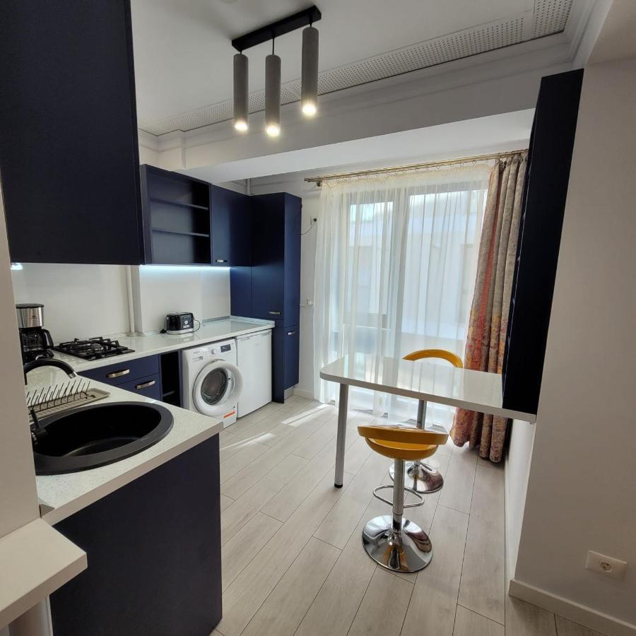 Studio 10 - Catedral Residence Bucharest - Free Parking Exterior photo