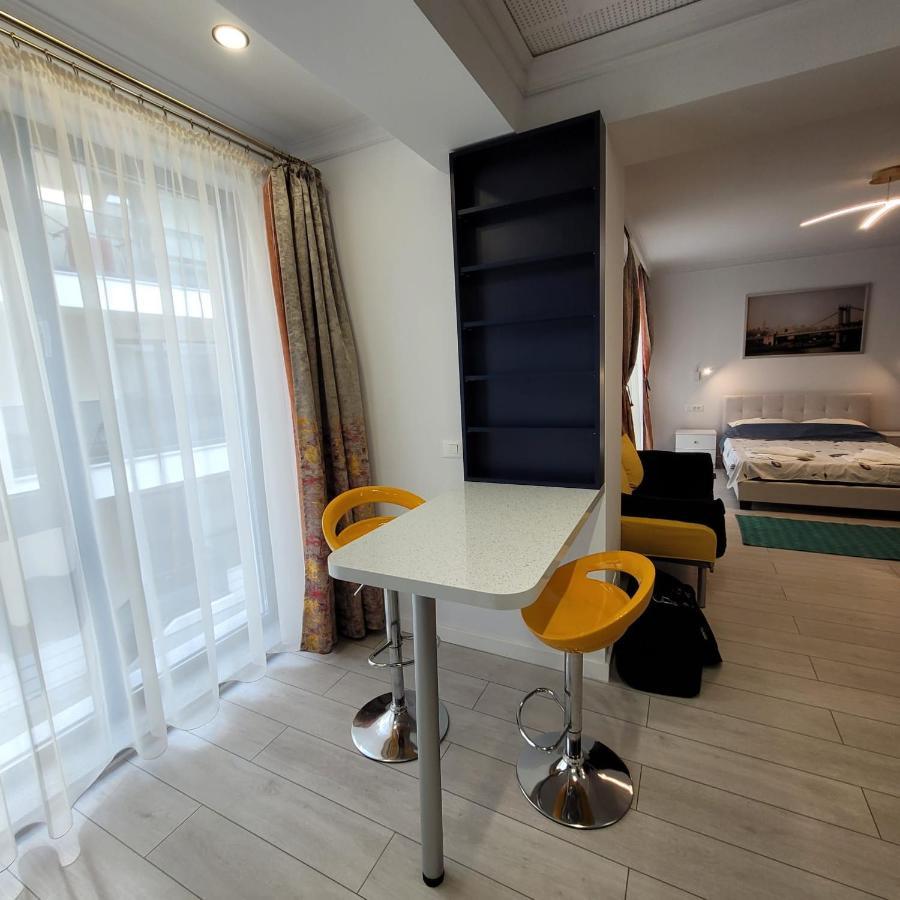 Studio 10 - Catedral Residence Bucharest - Free Parking Exterior photo